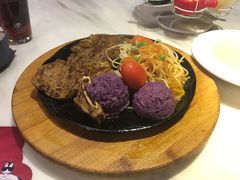 -豪客来牛排(中央花苑店)