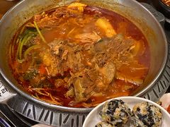 -喇喇排骨火锅·传统韩式脊骨汤(望京西园总店)
