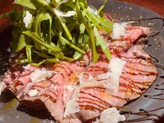 烤牛肉沙拉-羽深肉铺 Steak & Wine