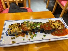 -霸蛮湖南菜·牛肉粉(荣京西街店)