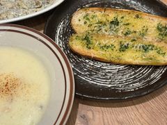 -玛格萝妮比萨屋(四平店)