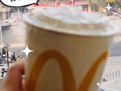 -麦当劳(展览路店)