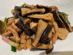 鸡枞菌炒板筋肉-码头见·潮汕菜(领展中心城店)