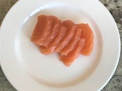 三文鱼-皇朝万鑫自助餐厅