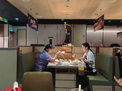 -海底捞火锅(杭州滨江九宜城店)
