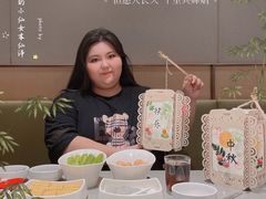 -海底捞火锅(凯德广场店)