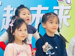 -蓝话筒·少儿成人演讲口才·主持朗诵·戏剧表演(大华第一坊店)
