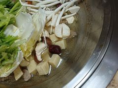 -313羊庄铁锅烀羊肉(滨江西路店)