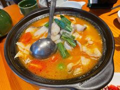 版纳野果酸汤鱼-云海肴·汽锅鸡·云南菜(天山百盛优客店)