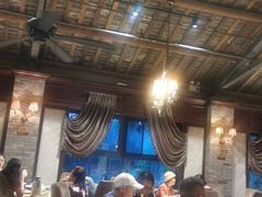 -铜锣湾·有麝自然香(重庆新天地店)