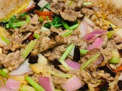 -老滇山寨•云南特色菜•地方菜•民族风情歌舞表演(金碧店)