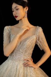 -LOVE SHINE婚纱·红鼎庄龙凤褂·妈妈装定制