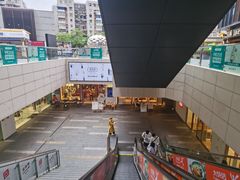 -江燕路万科里