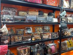 -TOPVTG奢侈品回收站(陕西南路店)