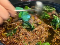 佐料薄荷牛肉-Ameigo梅果·云贵川bistro(长宁来福士店)