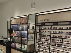 -博士眼镜(东莞明丰广场店)