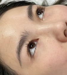 -一个差评成就的纹眉店