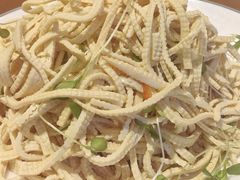 -赶海部落海鲜城(海阳路店)