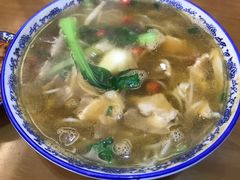 -邱芳粉店(迎宾大道旗舰店)