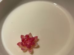 蜜柚桃胶杏仁豆腐花-杭儿风餐厅(嘉里中心店)