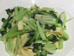 -赶海部落海鲜城(海阳路店)