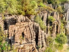 -梭布垭石林景区