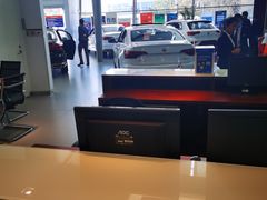 -北京运通博恩一汽大众4S店(亦庄店)