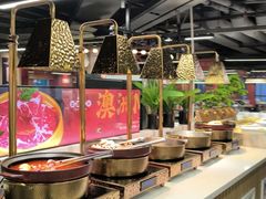-四囍码头海鲜烧烤自助火锅(外滩南京东路悦荟广场店)