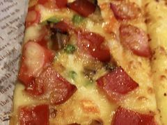 至尊牛肉拼香草烤鸡薄饼-魔膳厨房·果木牛排·西餐厅(MM2店)