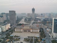 -Hi City·城市之巅