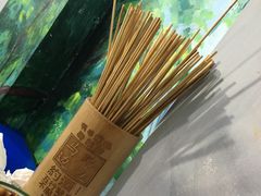 -马路边边·成都串串(翠柏路店)