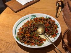 -一坐一忘云南菜(嘉里中心店)