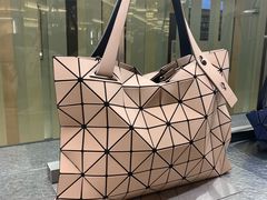 -三宅一生 (阪急梅田本店)