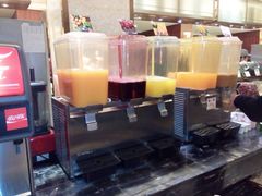 -东方红海鲜百汇(国际大厦店)