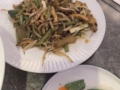 -闫府私房菜·老字号(恒隆店)