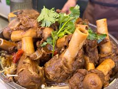 -小柒家第一锹东北菜(城关店)