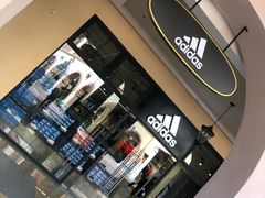 -首创奥特莱斯(西安店)