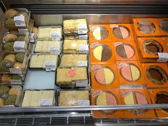 面包甜点陈列柜-欧式面包坊(青岛万象城店)