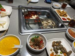 -海底捞火锅(旭辉MALL店)