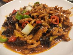 鱼香锅巴肉丝-刘胖子家常菜·蹄花焖藕(中南店)