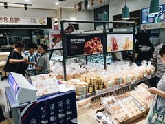 面包甜点陈列柜-仟吉(星汇维港店)