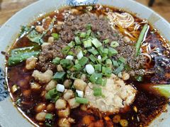 -丁丁猫重庆小面(徐州路店)