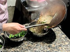 -正宗杨记普洱酸醋米线(总店)