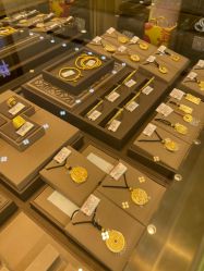 -老鳳祥銀樓(八佰伴店)