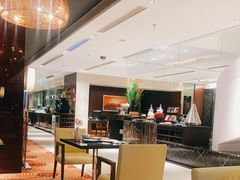 -上海龙之梦万丽酒店