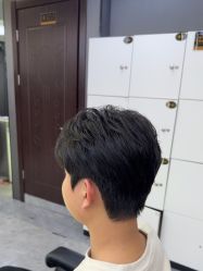 -藤野造型烫发染发