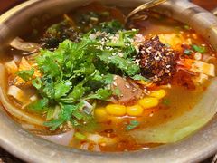 麻辣水煮肉片米卷粉-麒麟风烤牛肉·云南烧烤小排档(丹凤街店)