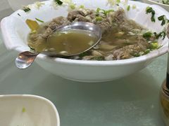 清炖山羊肉-老吴起黄米饭炖羊肉剁荞面