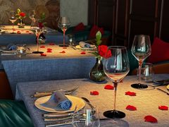 -弦月窗LUNETTE BY AMANDA(复兴路店)