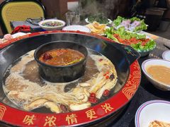 -三江两海老火锅(北京首店)